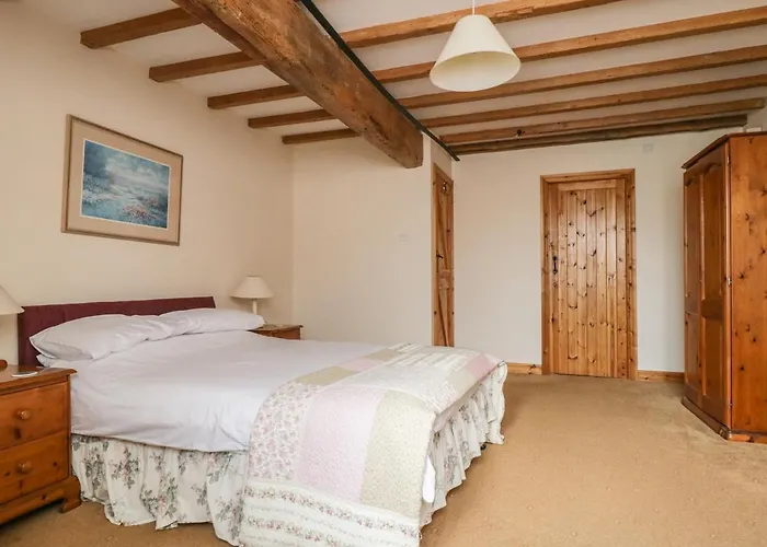 The Old Hayloft Nyaraló Great Edston